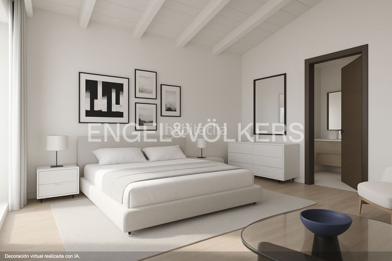 Foto 516a9875-4475-469e-9f4b-cb147c0f228b. Casa amb calefacció aparcament piscina a les botigues de Sitges Sitges