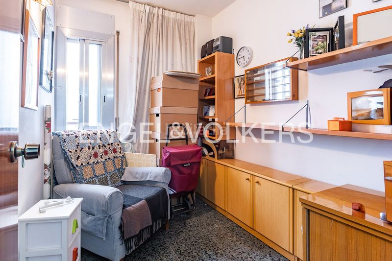 Foto d4846aaf-f388-480e-8b06-fa91ff46e2a9. Pis amb calefacció aparcament a El Clot Barcelona