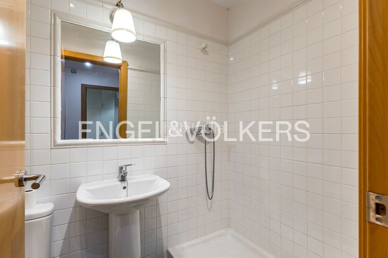 Foto 0efbd305-d954-4f50-8877-ea6da4ae23e7. Pis amb calefacció a Raval Barcelona