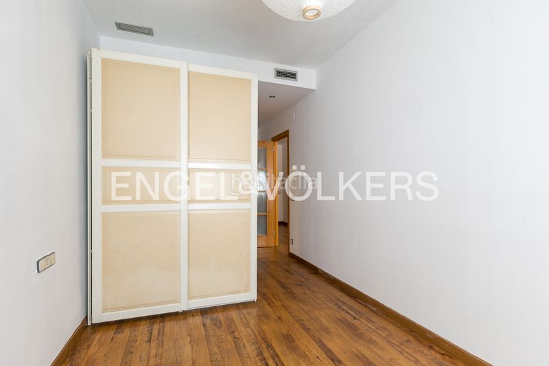 Foto 41b6ab24-e029-4b81-a980-a9785e4ea044. Pis amb calefacció a Raval Barcelona