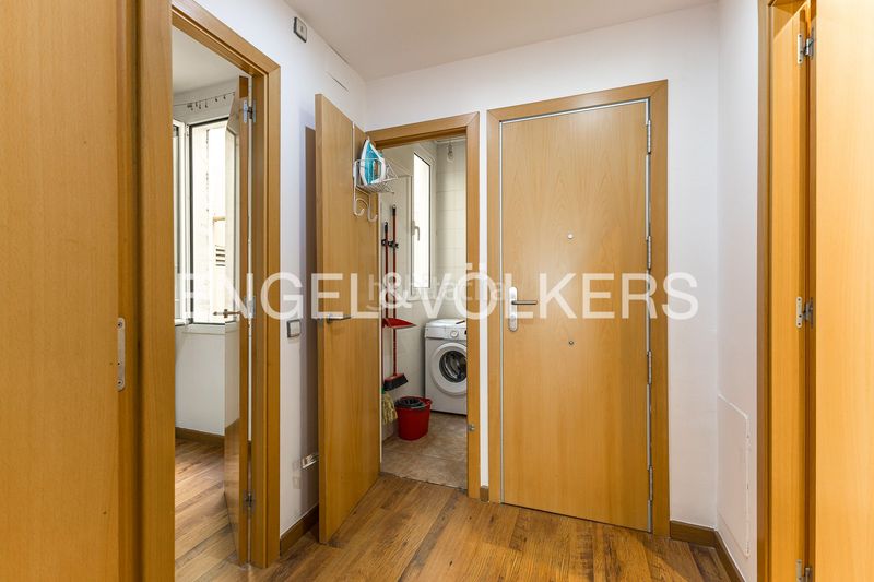 Foto c9de0514-b621-4bd5-9c80-a7bf54bf4ad0. Pis amb calefacció a Raval Barcelona