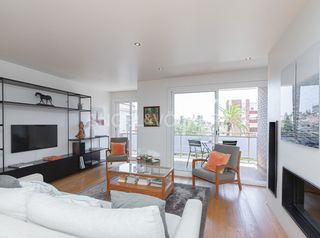 Flat in Sant Gervasi - Galvany. Fantástico piso reformado con terraza y parking en galvany