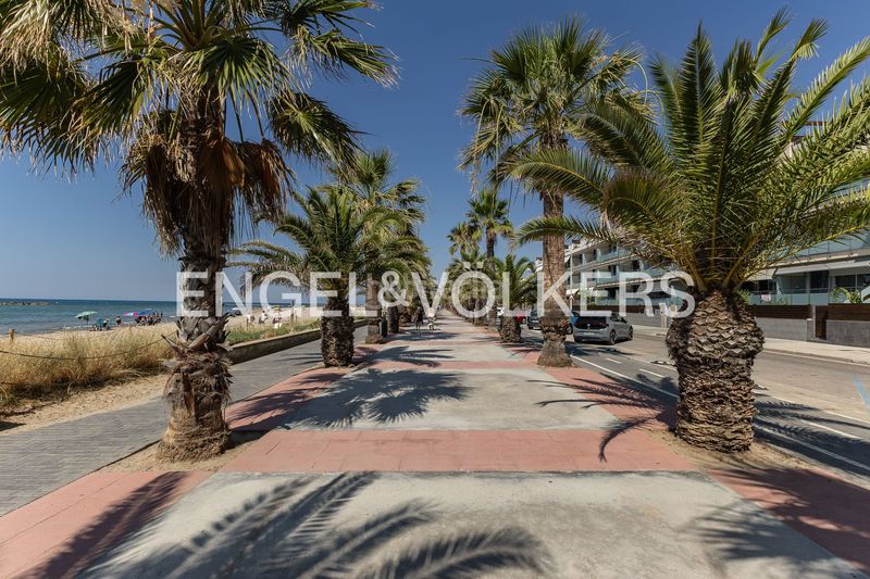 Foto 597bae39-c999-4853-9a63-f85f74348548. Casa amb calefacció aparcament a Les Salines-Pla de Sant Pere Cubelles