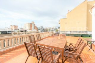Miete Dachwohnung in L´Antiga Esquerra de l´Eixample. Ático temporal  con terraza espectacular en pleno eixample