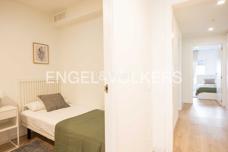 Foto d6b090a4-727b-48f2-83f2-9a6ba7dffd0e. Pis amb calefacció a Putget - Farró Barcelona
