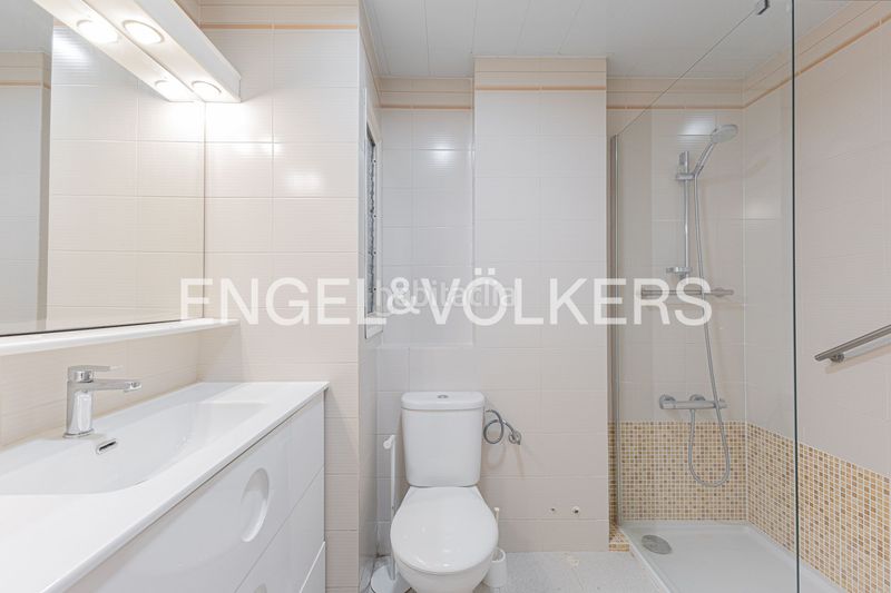 Foto cbd53a75-7c65-4372-8d82-699bf38d7bc8. Pis amb calefacció a Sarrià Barcelona