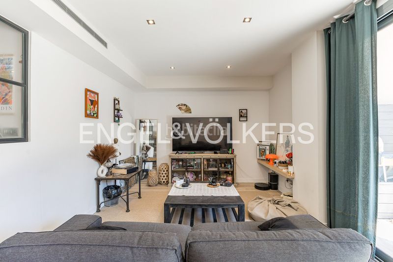 Foto 318a12fd-5b19-450c-ac94-631c20fd25d3. Dúplex amb calefacció piscina a La Nova Esquerra de l´Eixample Barcelona
