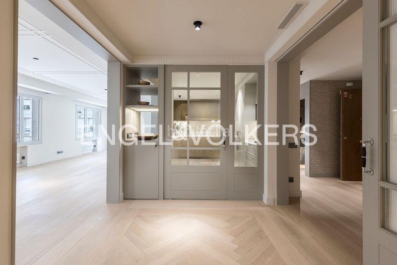 Foto bbaffaf8-9bf5-4759-88b6-b912b4c4f551. Pis amb calefacció aparcament a Sant Gervasi - Bonanova Barcelona