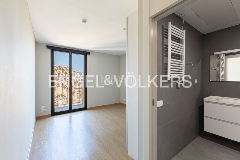 Foto 9a4d3764-fb92-4e0d-a81c-dd62ae450d05. Àtic amb calefacció a Dreta de l´Eixample Barcelona