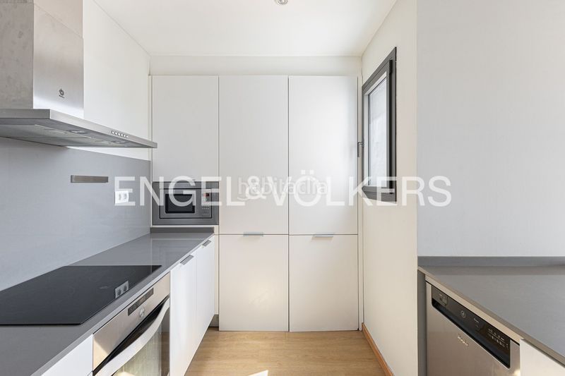 Foto 9f7d741c-e775-4c96-acfb-e12e8540d4e7. Àtic amb calefacció a Dreta de l´Eixample Barcelona