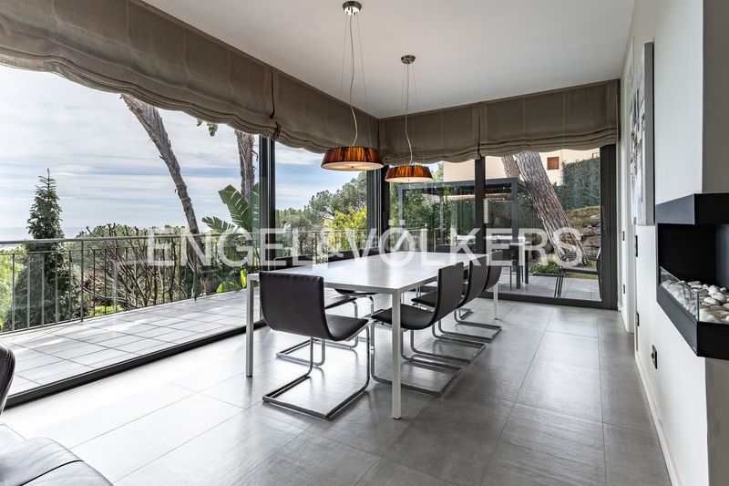 Foto c6994c84-ecec-482b-a2a4-df9424c6f830. Casa amb calefacció aparcament piscina a Premià de Dalt