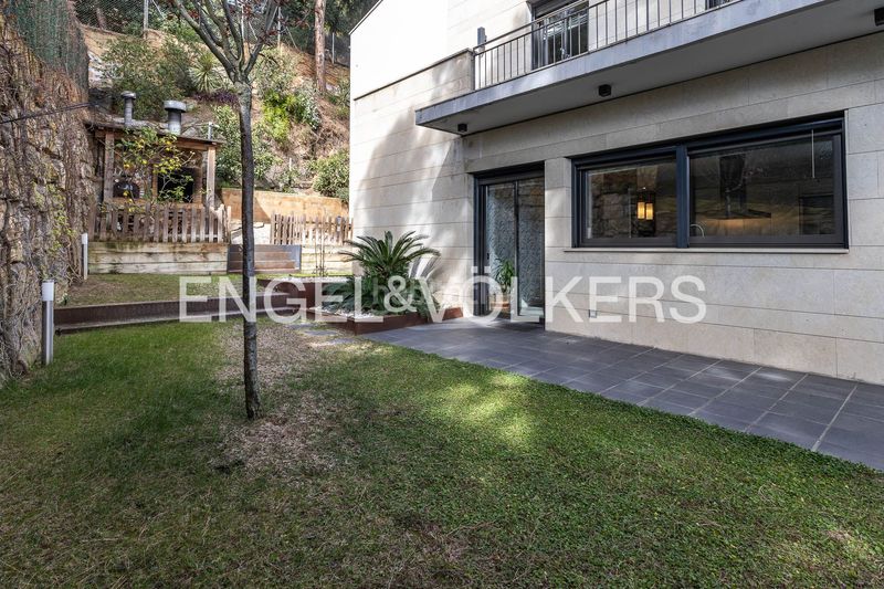 Foto ea83efa0-63ed-46e8-80ee-6d30e067ccd0. Casa amb calefacció aparcament piscina a Premià de Dalt