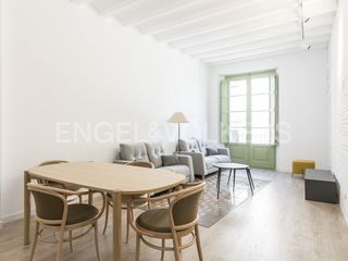 Alquiler Piso en Gòtic. Maravilloso apartamento nuevo