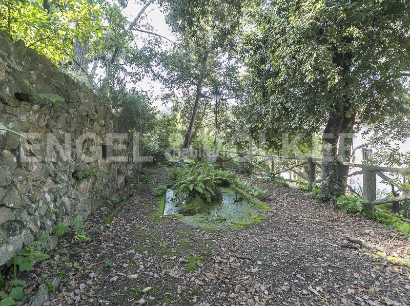 Foto 590766e5-dcb0-4997-9682-b347b857d67f. Casa amb calefacció aparcament piscina a Vallvidrera - Tibidabo - Les Planes Barcelona