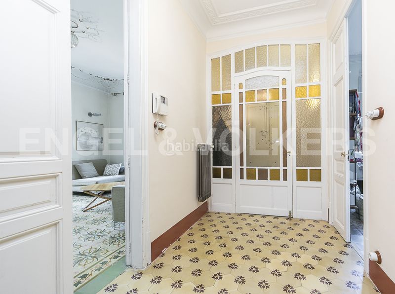 Foto b27c165f-95ff-47f0-a8aa-c701d40c0bd8. Casa amb calefacció aparcament piscina a Vallvidrera - Tibidabo - Les Planes Barcelona