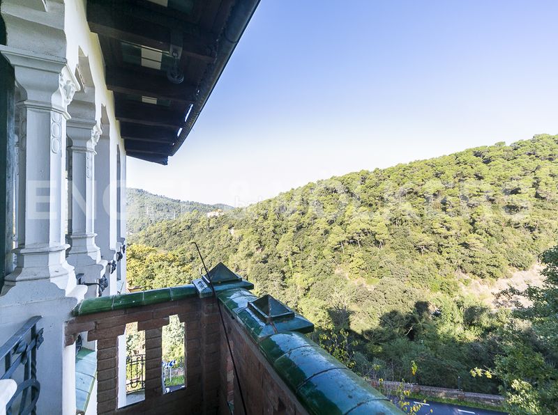 Foto dbf0faab-585d-4711-8f76-ed7647cbe230. Casa amb calefacció aparcament piscina a Vallvidrera - Tibidabo - Les Planes Barcelona
