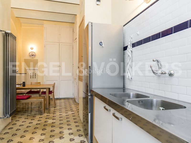 Foto f7095b8d-ad91-44ea-8a3a-93662bbc46e4. Casa amb calefacció aparcament piscina a Vallvidrera - Tibidabo - Les Planes Barcelona
