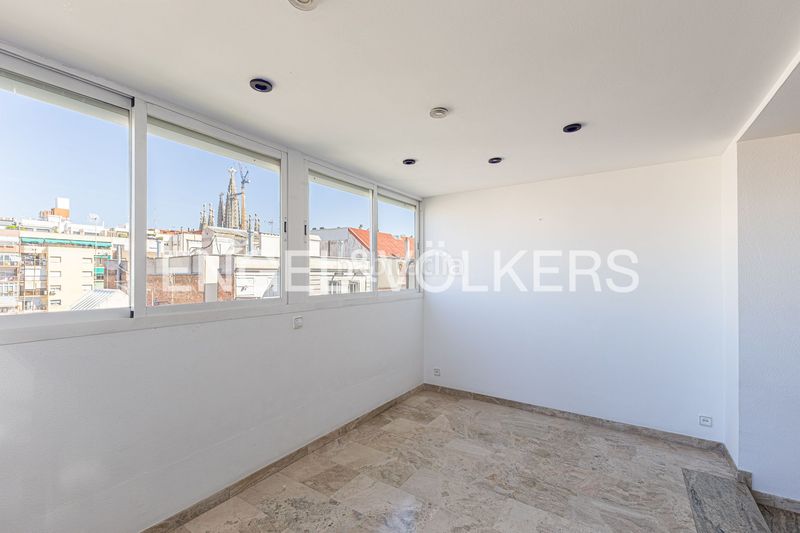 Foto e88ee031-3a0e-4825-8c6f-0474edc33fb1. Àtic amb calefacció a Fort Pienc Barcelona