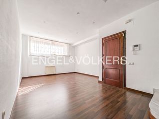Affitto Appartamento in Torreblanca. Dúplex con piscina y parking en torreblanca