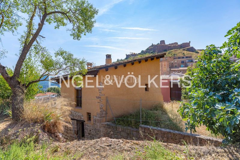 Foto 2b0aa327-eb6a-4b85-8370-05e1629f497e. Casa amb calefacció a Cardona