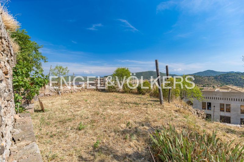 Foto efd6beb4-1d6d-4285-a516-b4236e2c3b27. Casa amb calefacció a Cardona