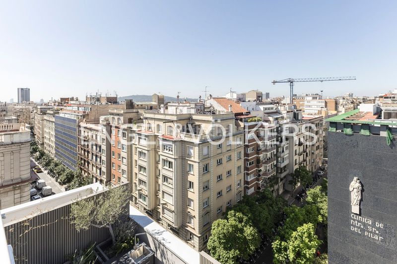 Foto c1aabf78-5a3f-43f6-8d63-584aef0d3dbd. Àtic amb calefacció aparcament a Sant Gervasi - Galvany Barcelona