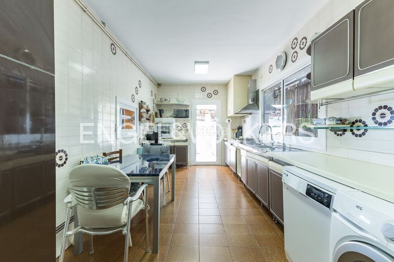 Foto b83f0e69-f90a-4773-a880-f7fc02ddfb92. Casa amb calefacció piscina a Montmar Castelldefels