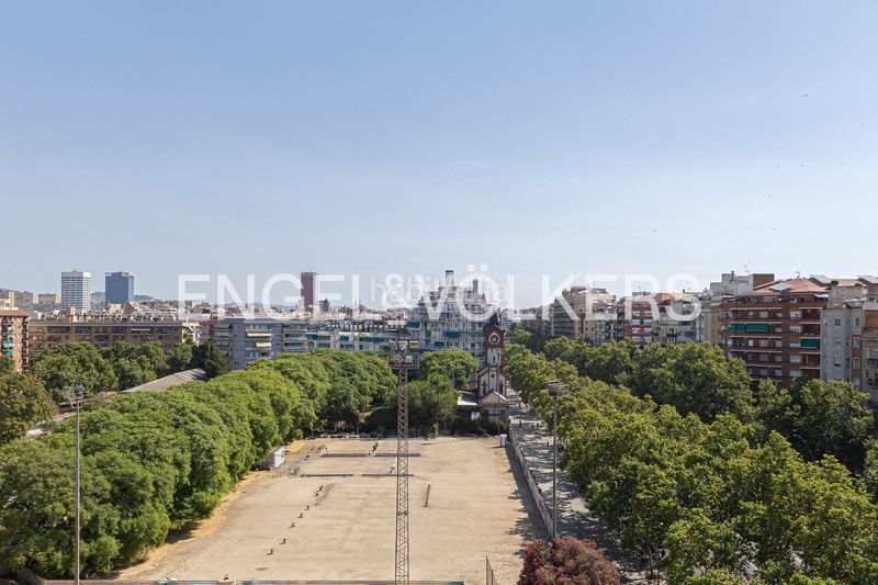 Foto 158fb759-1721-4e95-8624-c9754b27a992. Pis amb calefacció aparcament a Font de la Guatlla Barcelona