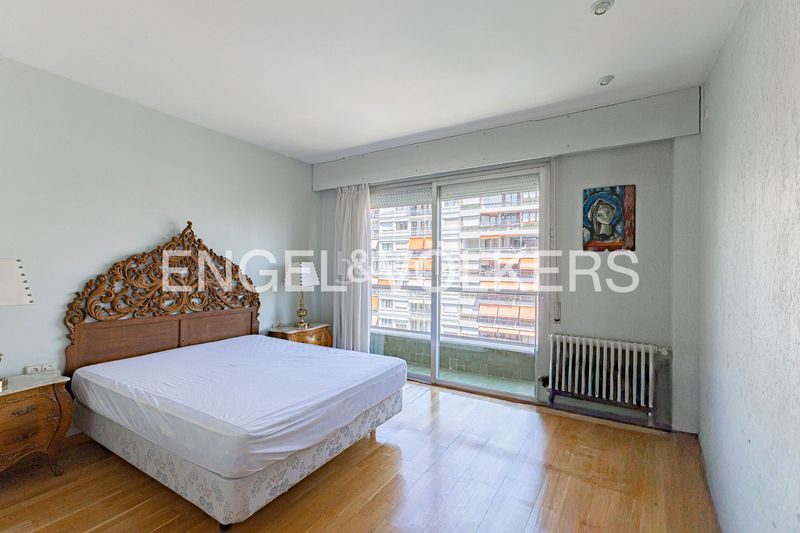 Foto b65b8098-f8c9-4208-875f-590a4177b0e7. Pis amb calefacció aparcament piscina a Pedralbes Barcelona