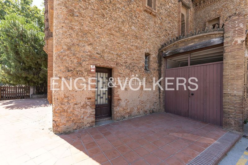Foto 386d9194-23c2-4bd9-9634-c4c723dc4cd1. Haus mit heizung in Santa Coloma de Cervelló