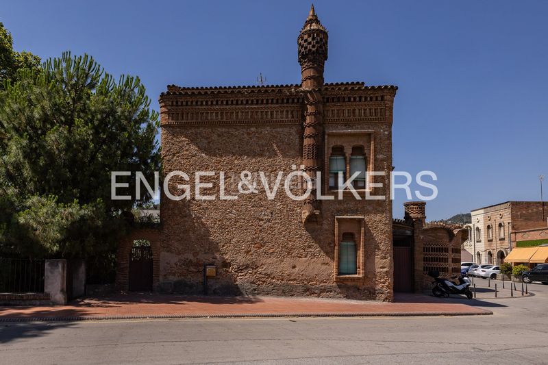 Foto bbb30a1e-50e3-4401-a450-57aae6514eb1. Haus mit heizung in Santa Coloma de Cervelló