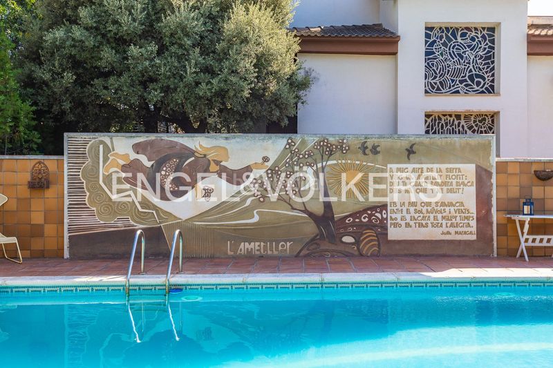 Foto be02ff7f-37da-4ad1-bb3e-e769439c7b36. Casa amb calefacció aparcament piscina a Collbató