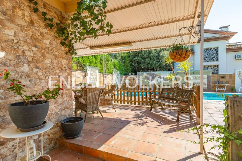 Foto d15dad2e-8df0-4101-b8bd-906ba0c2025f. Casa amb calefacció aparcament piscina a Collbató