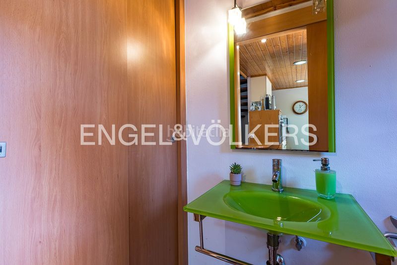 Foto db1ebc5a-f636-49a1-a3be-e4fcc415b640. Casa amb calefacció aparcament piscina a Gava Mar Gavà