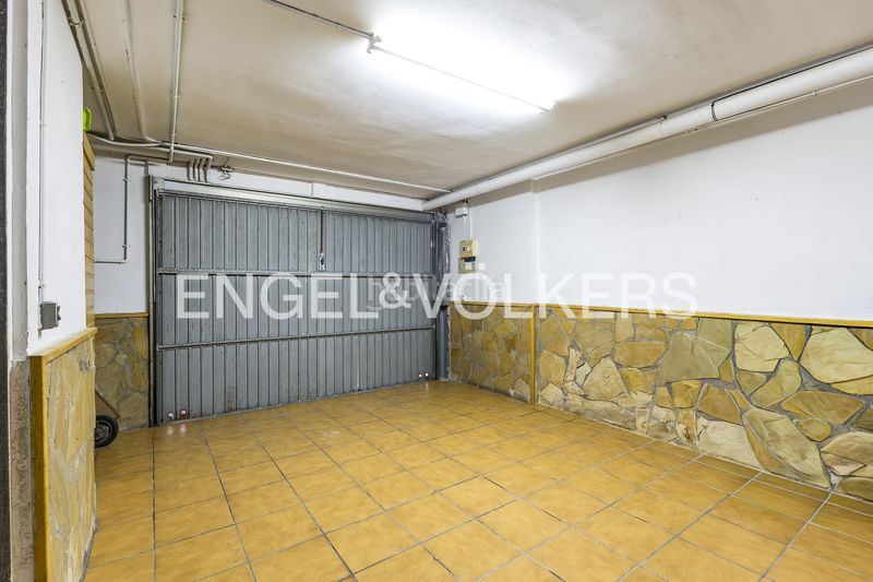 Foto eb144066-fe1a-44c6-b835-9a9a502930b1. Casa amb calefacció aparcament piscina a Gava Mar Gavà