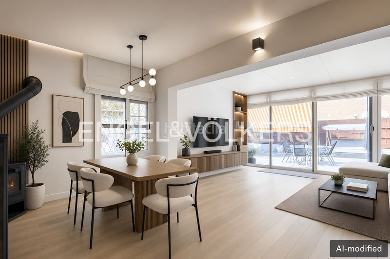 Foto f4411225-d054-40c1-a3d9-6c08f2021bad. Casa amb calefacció aparcament piscina a Gava Mar Gavà