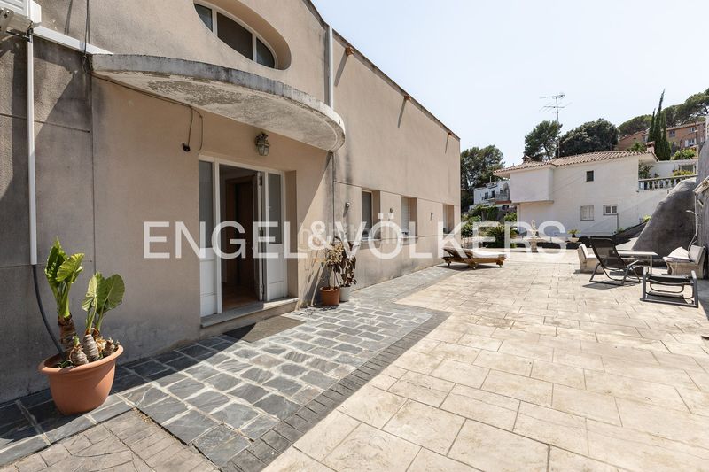 Foto 46ba12d3-b44a-49d8-ade9-baaa2e305254. Casa amb calefacció aparcament a Urbanitzacions Argentona