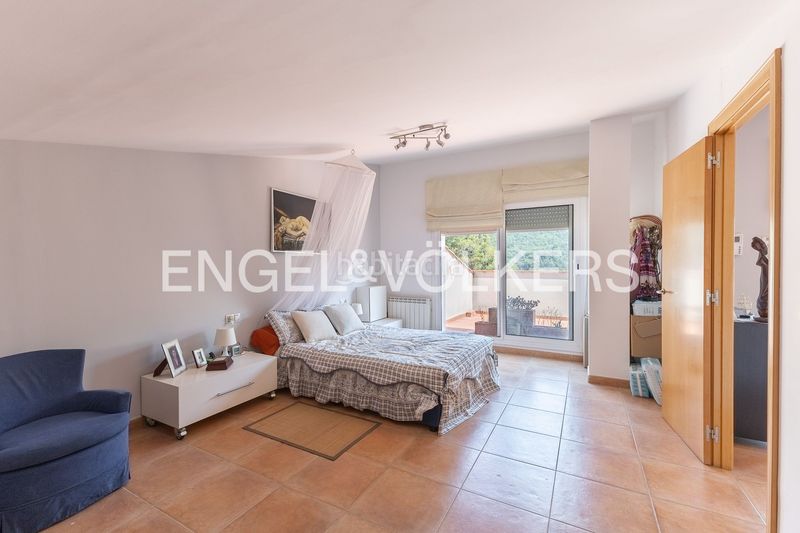 Foto 734d1878-9392-4987-a8a2-9398615e4727. Casa amb calefacció aparcament a Urbanitzacions Argentona