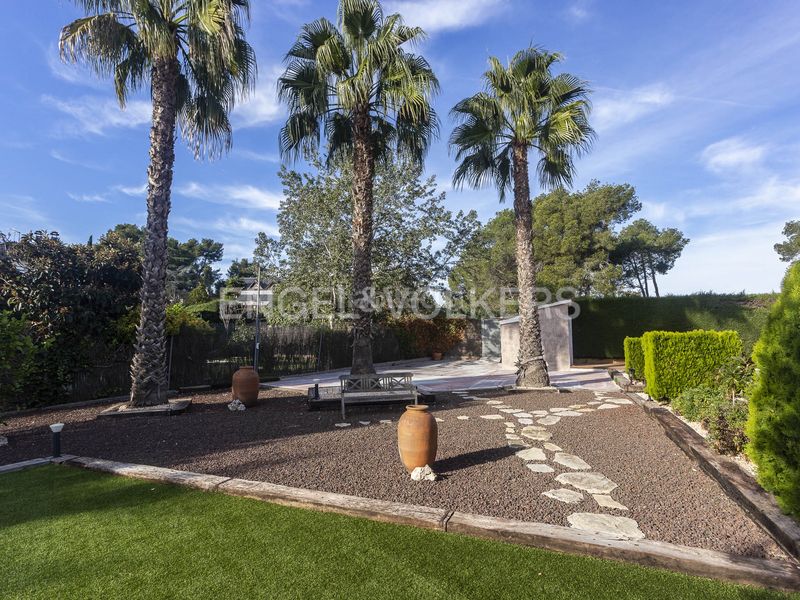 Foto a00ddbf9-c498-42d7-bb92-2b038f26124f. Casa amb calefacció aparcament piscina a Pallejà
