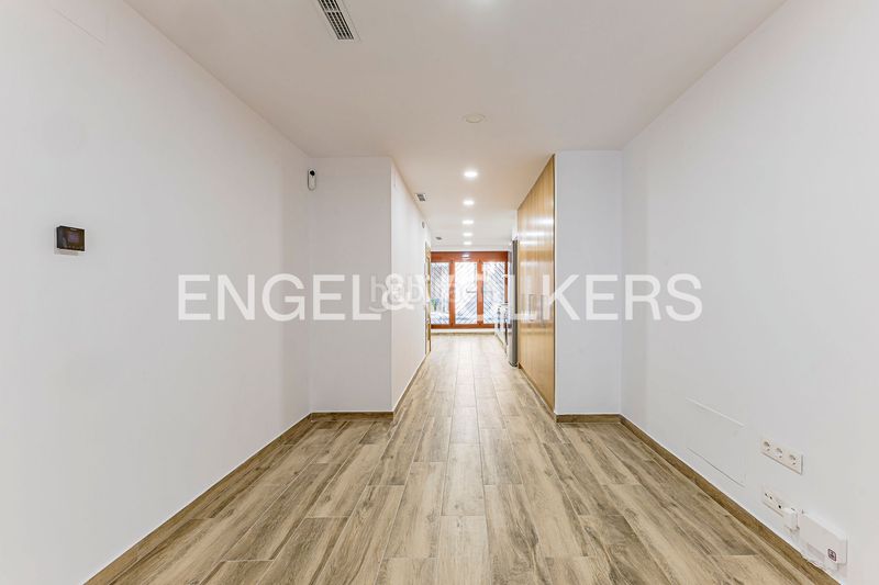 Foto 0d8894d5-a565-437e-8c90-99ec603e0bd9. Pis amb calefacció a Sants Barcelona