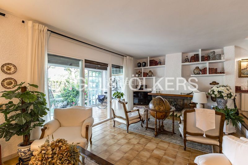Foto 025f5217-e842-495e-a021-e88108284d4f. Casa fantastica casa en urbanización exclusiva en Calafell