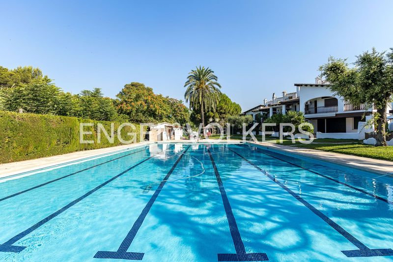 Foto 113091e6-c027-414d-b045-496392bc96e6. Casa fantastica casa en urbanización exclusiva en Calafell