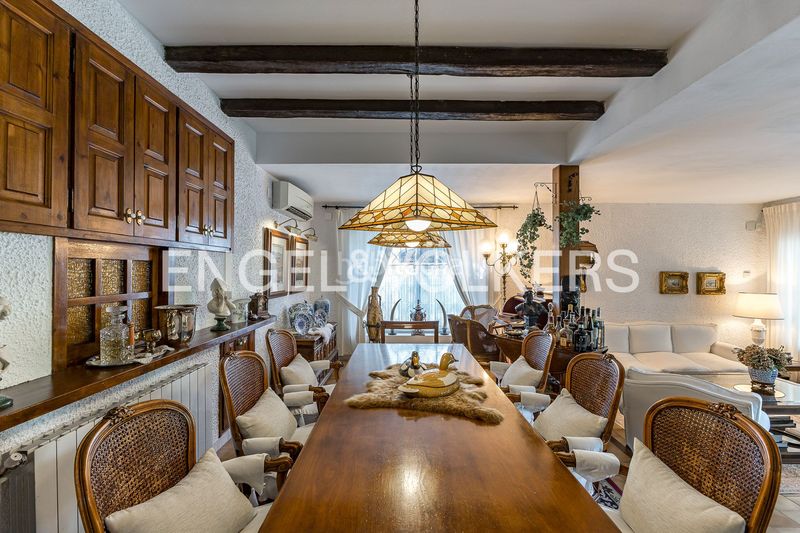 Foto d0f91e70-710d-4f5b-82a1-199af1f179f3. Casa fantastica casa en urbanización exclusiva en Calafell