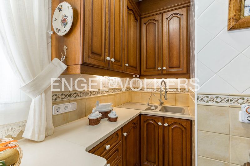 Foto f90c8f35-8d40-40b3-906f-aa9584fe6ecd. Casa fantastica casa en urbanización exclusiva en Calafell
