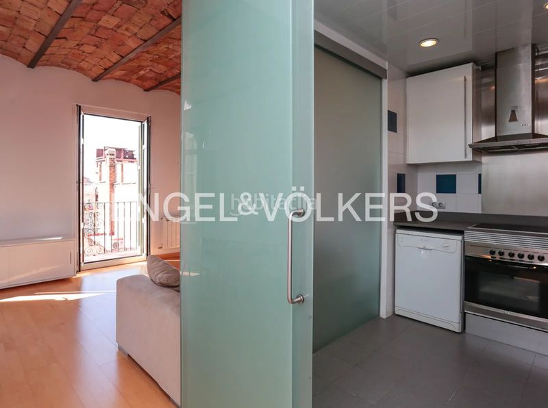 Foto 4c76bbad-e7f1-493b-9743-fe8cad162a00. Pis amb calefacció a Vila de Gràcia Barcelona
