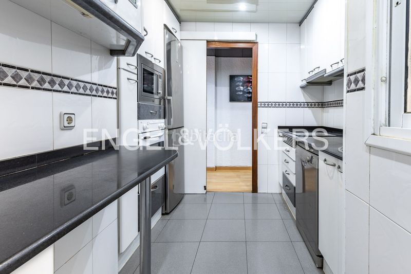 Foto 39119e07-8c37-4c2a-ac2d-114bde46c05a. Pis amb calefacció a Provençals del Poblenou Barcelona