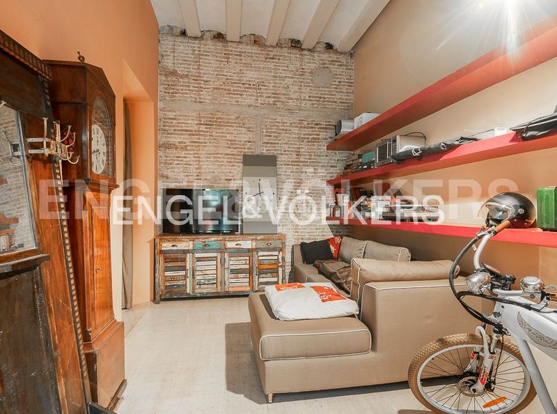 Foto 44737022-1f00-4841-8492-931c76f3208a. Pis amb calefacció piscina a Gòtic Barcelona
