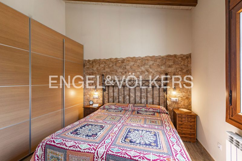 Foto 111b82ef-0606-4f71-9ba7-200146833739. Casa amb calefacció aparcament piscina a Vilanova del Vallès