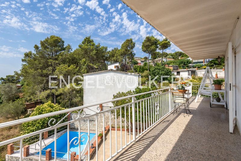 Foto bcc5254b-4796-4efd-a51e-ace45086c9a3. Casa amb calefacció piscina a Mediona