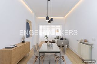 Piso en La Nova Esquerra de l´Eixample